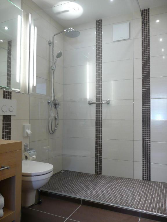 Hotel Garni Rheinpracht 캄프보른호펜 객실 사진