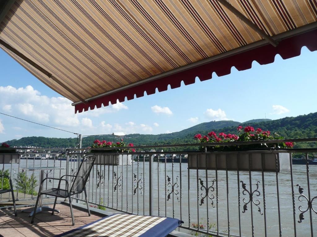 Hotel Garni Rheinpracht 캄프보른호펜 객실 사진